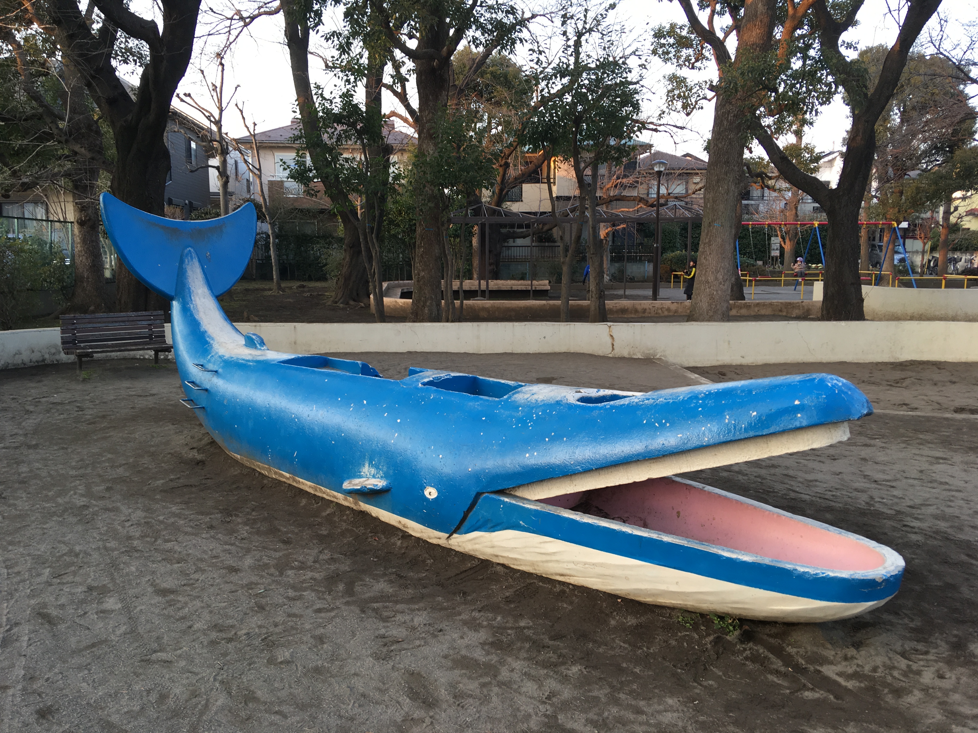 【シンボル公園】クジラ公園（田柄中央児童公園広場）に行ってみた@田柄４丁目